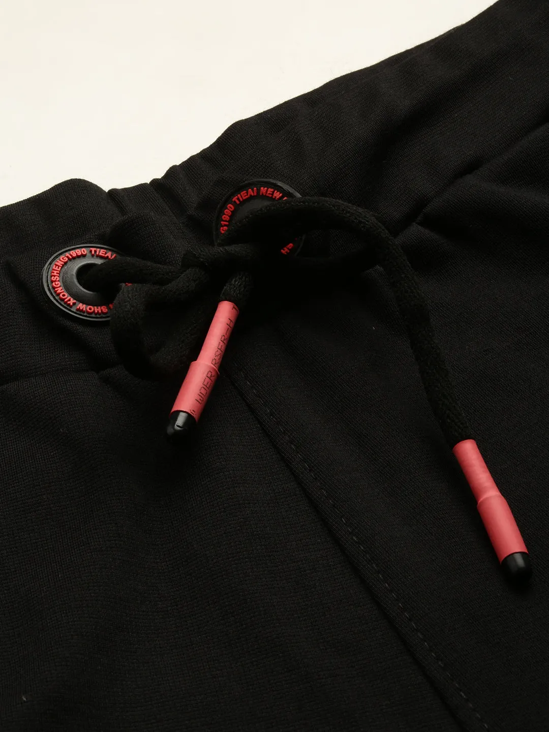 Men Black Mid Rise Sports Shorts